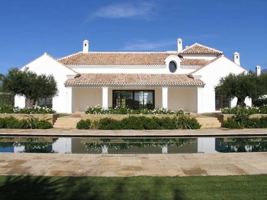Villa for sale in Casares 17