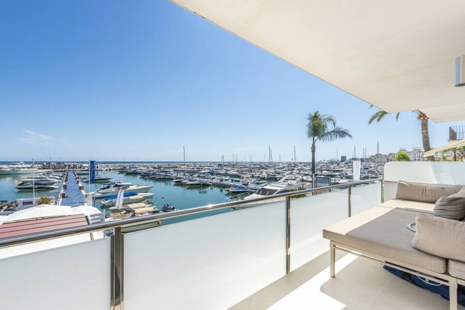 Apartamento en venta en Marbella - Puerto Banús 6