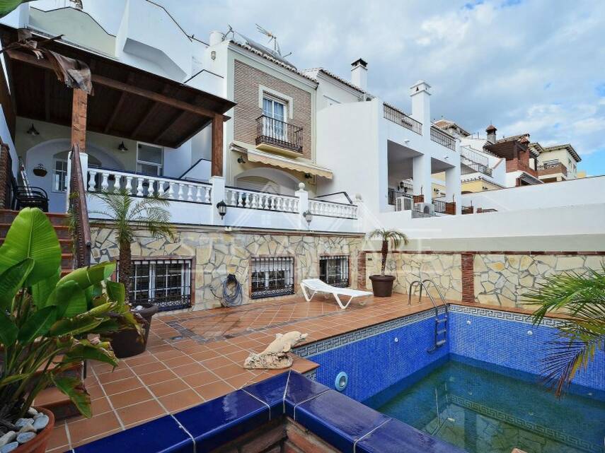 Townhouse for sale in Nerja 2