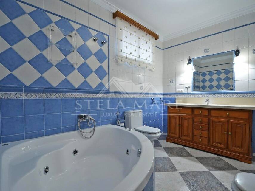 Townhouse for sale in Nerja 21