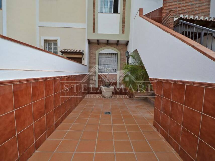 Townhouse for sale in Nerja 48