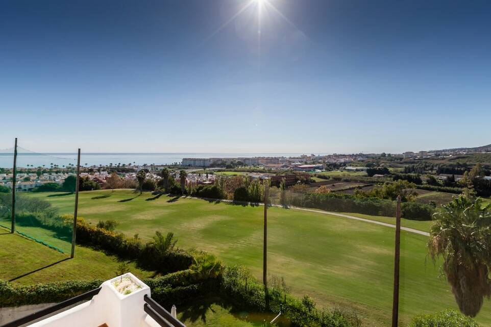 Penthouse for sale in Casares 18
