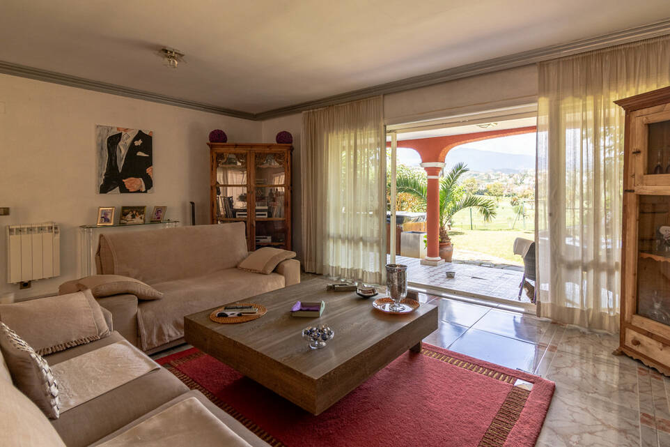 Townhouse for sale in Estepona 10