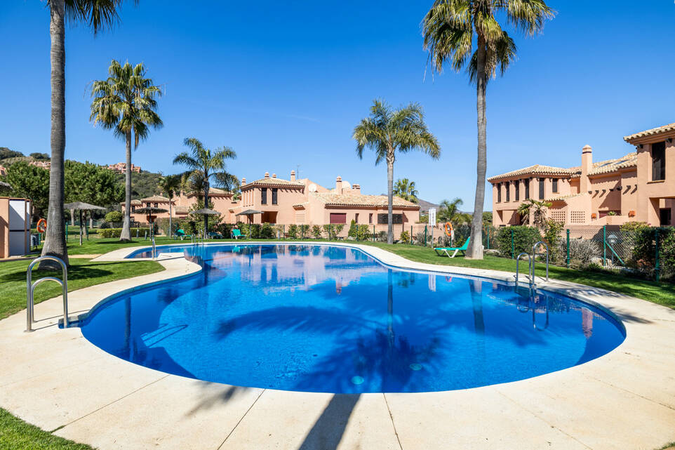 Apartment for sale in Marbella - East 33