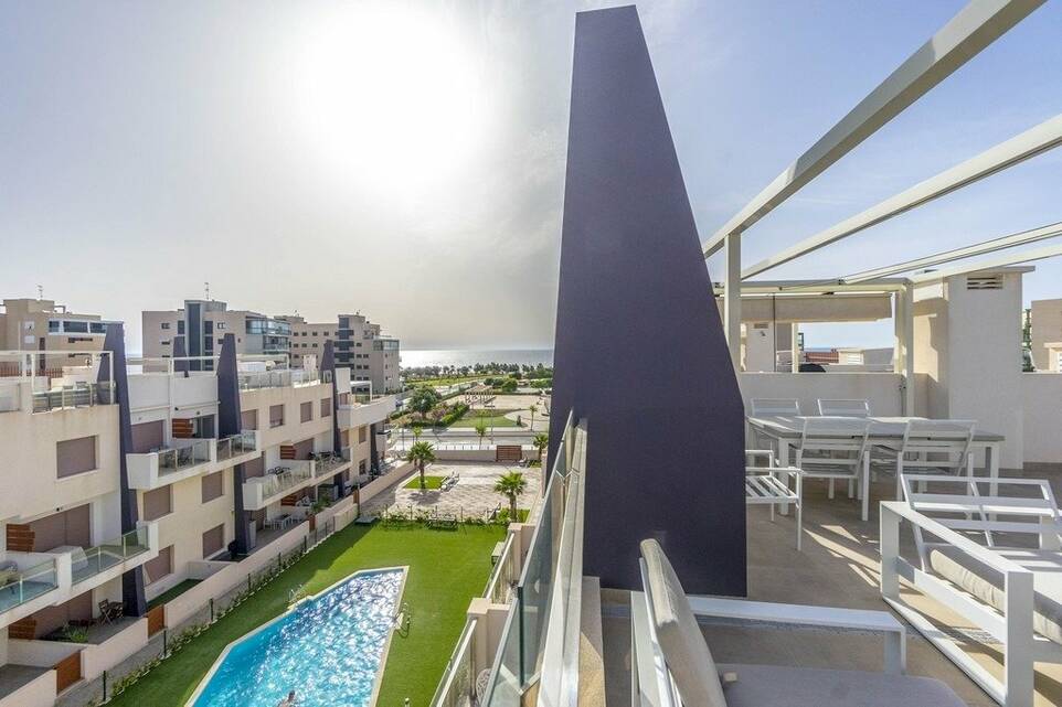Penthouse for sale in Torrevieja and surroundings 2