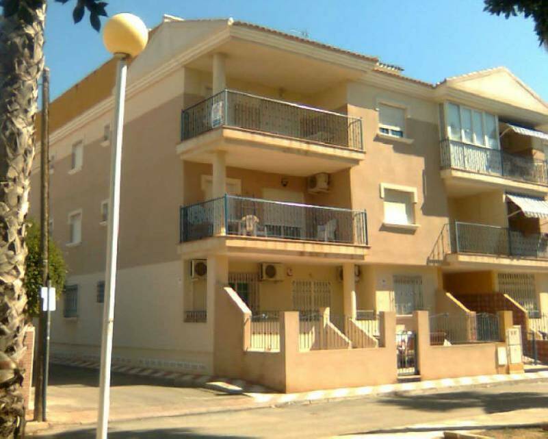 Apartment for sale in Los Alcázares 3